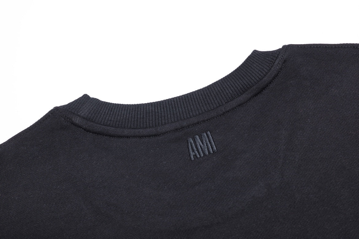 2026 AMI   Unisex Set